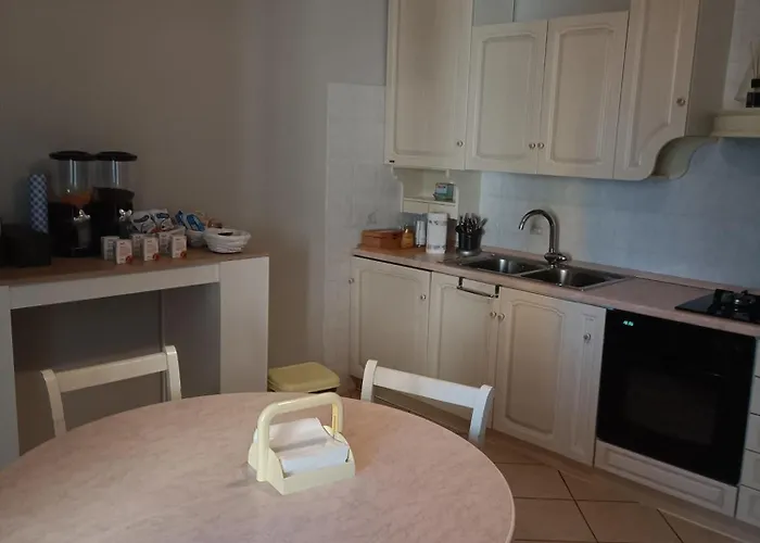 ベッド・アンド・ブレックファスト Il Roseto 3*